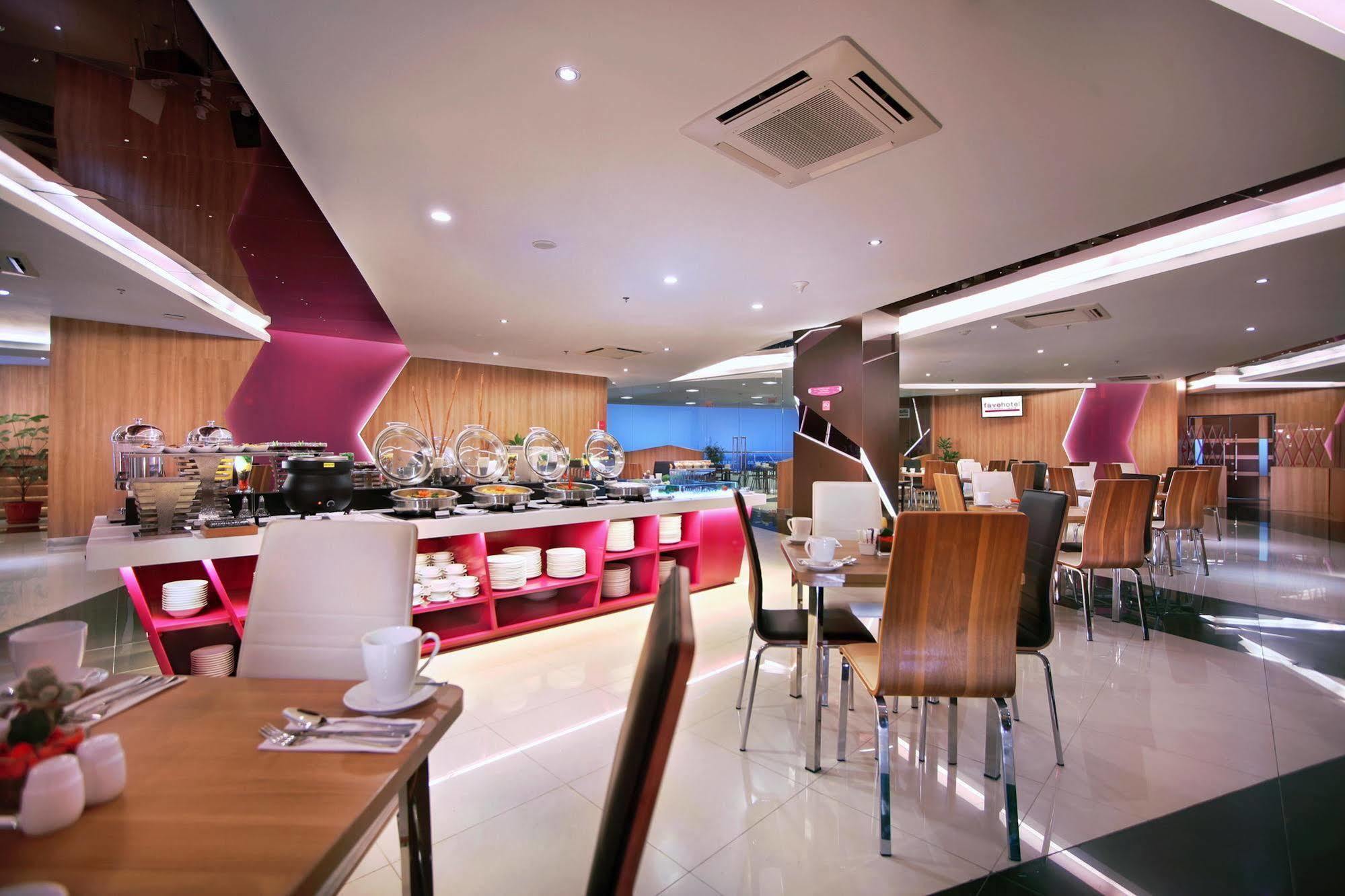 Favehotel Ltc Glodok Джакарта Екстер'єр фото