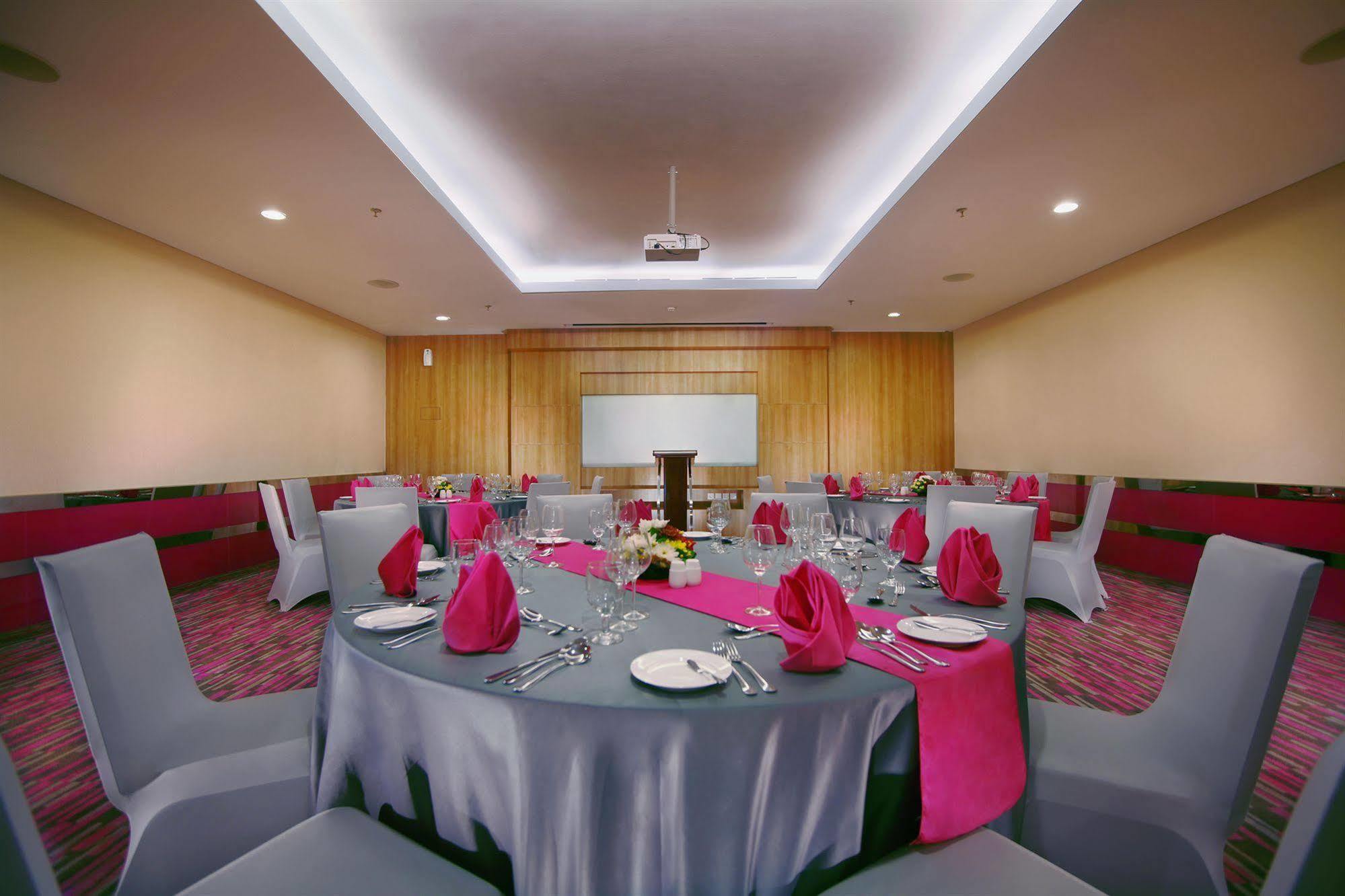Favehotel Ltc Glodok Джакарта Екстер'єр фото